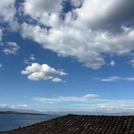 Balcony Over Gíthio